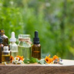 Які ефірні олії викорирстовувати у прибиранні дому