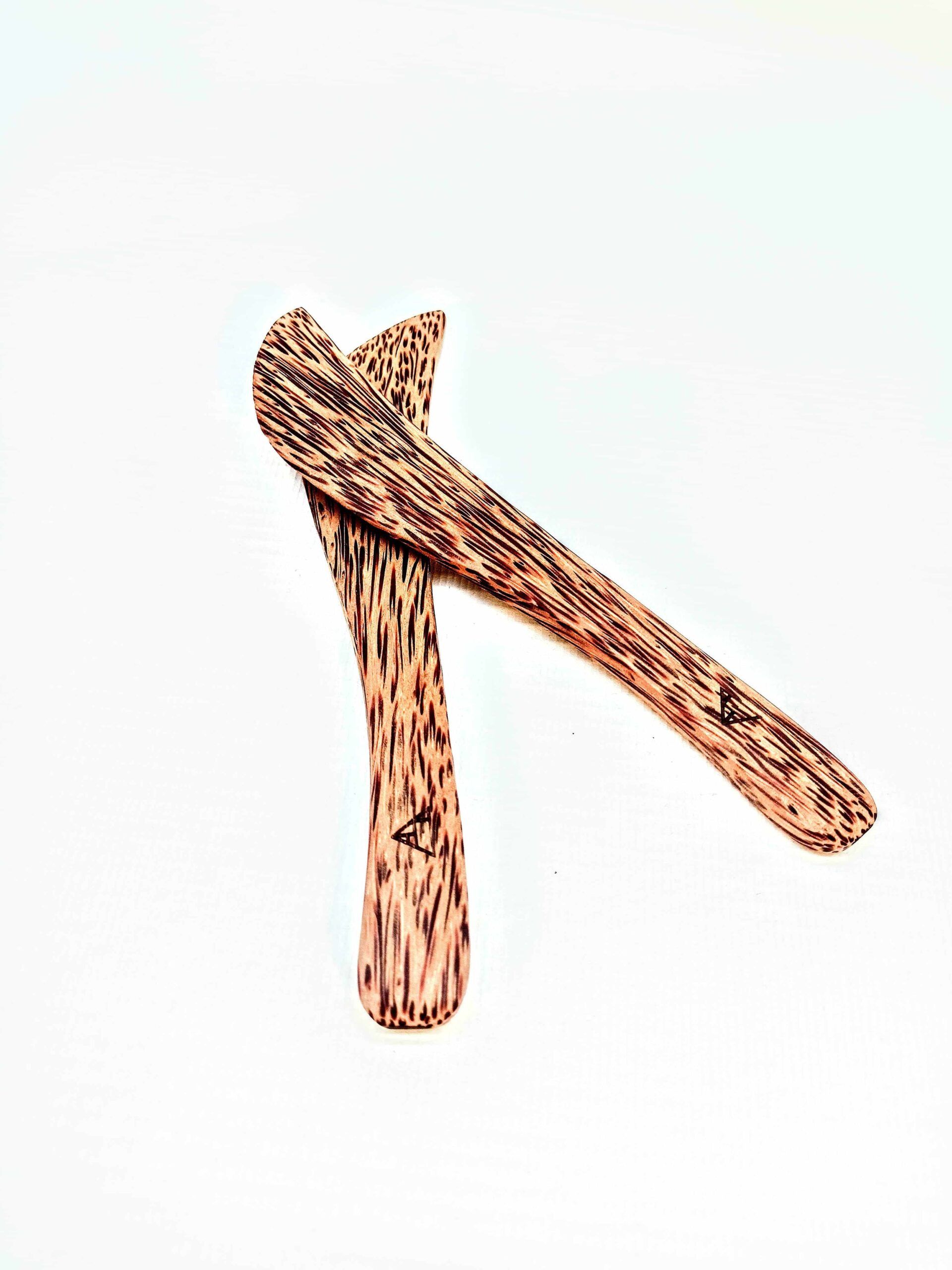 Дерев'яний кокосовий ніж