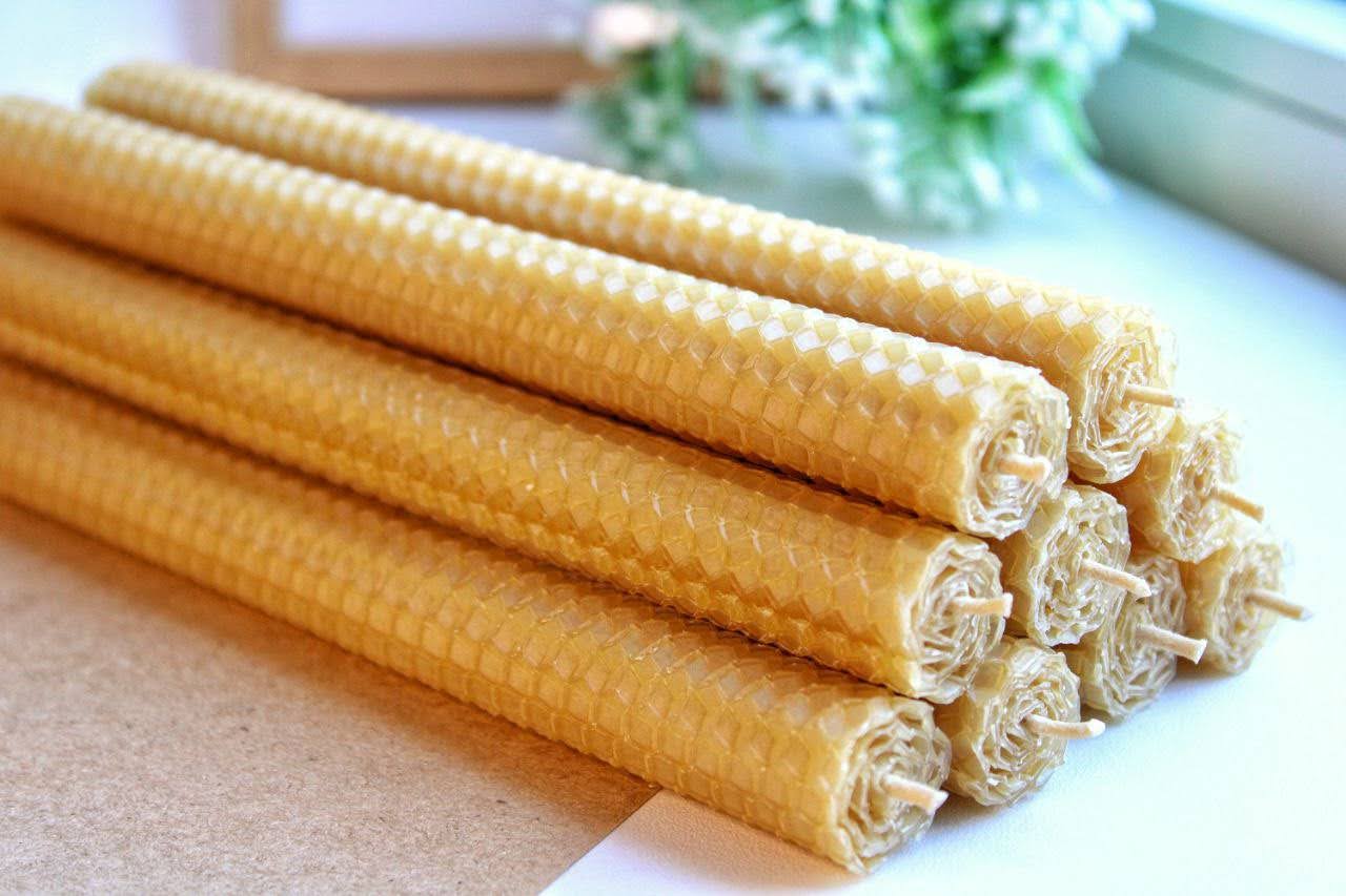 Свічка з вощини